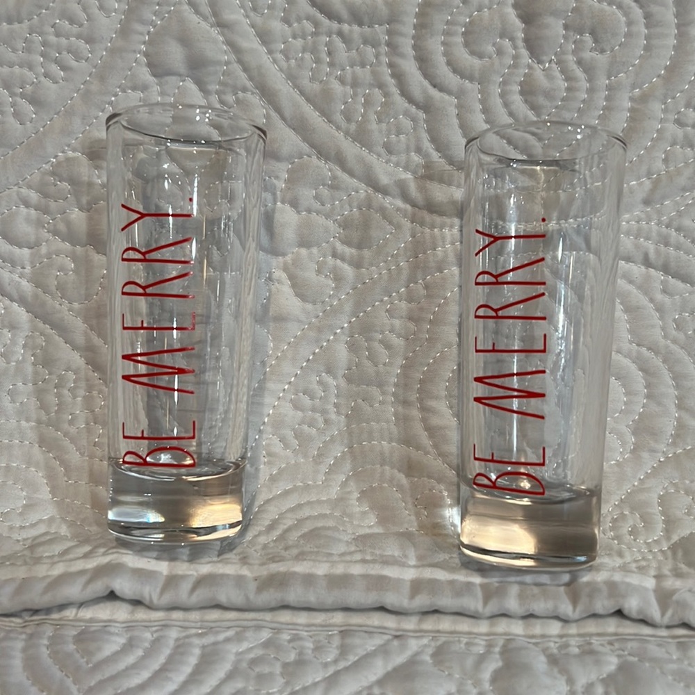 Rae Dunn BE MERRY holiday shot glass shooters